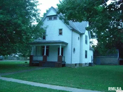 307 N Chestnut, Mendon, IL 62351 photo 1
