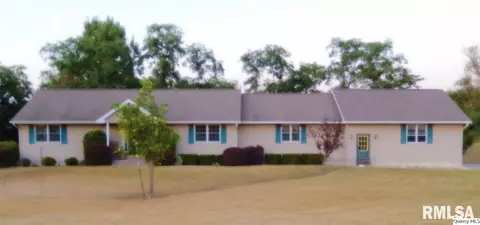 5226 Apache Pass, Quincy, IL 62305 photo 1