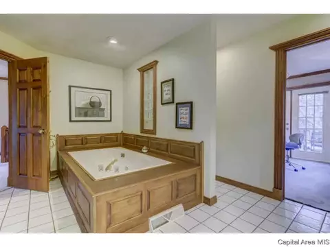 2121 Timberview Dr, Springfield, IL 62702 photo 26