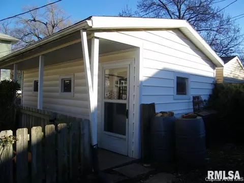 1703 S 1st St, Springfield, IL 62704 photo 11