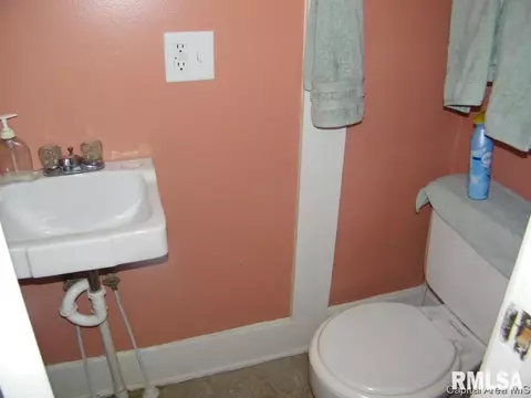 1703 S 1st St, Springfield, IL 62704 photo 20