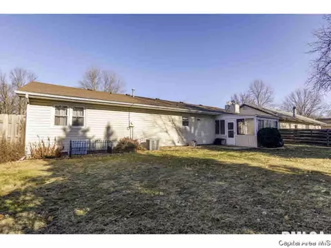 2012 Croydon Dr, Springfield, IL 62703 photo 29