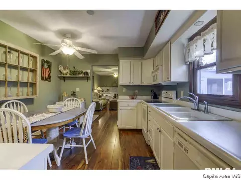 2012 Croydon Dr, Springfield, IL 62703 photo 8