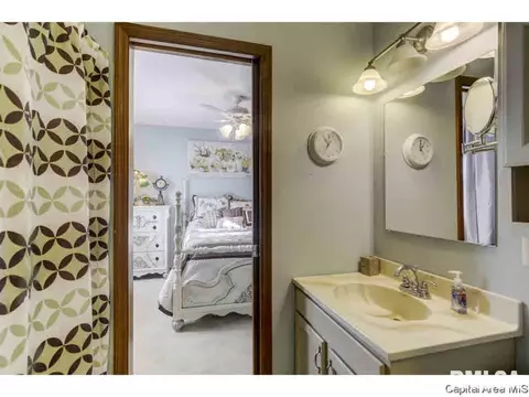 2012 Croydon Dr, Springfield, IL 62703 photo 15