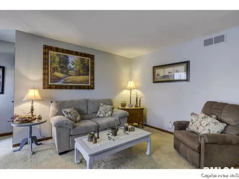 2012 Croydon Dr, Springfield, IL 62703 photo 7