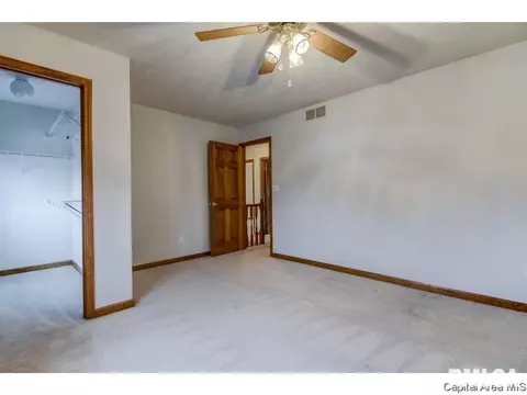 2304 Burgess Dr, Springfield, IL 62711 photo 18