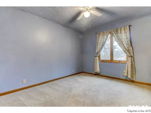 766 Gabbert Rd, Springfield, IL 62707 photo 18