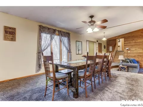 766 Gabbert Rd, Springfield, IL 62707 photo 3