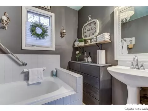 2315 Parkview, Springfield, IL 62704 photo 28