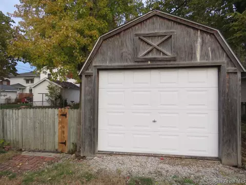 2149 S 6th St, Springfield, IL 62703 photo 8