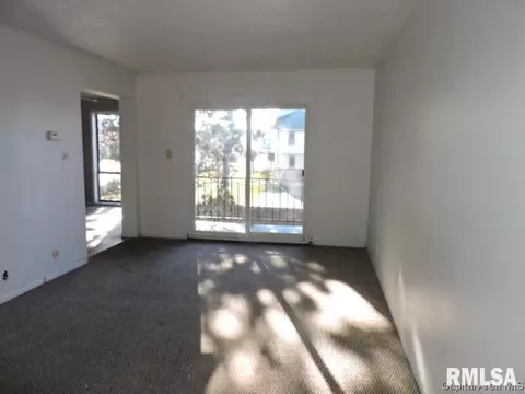 2567 W Monroe St, Springfield, IL 62704 photo 2