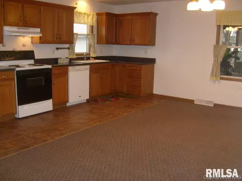 2953 S 4th St, Springfield, IL 62703 photo 3