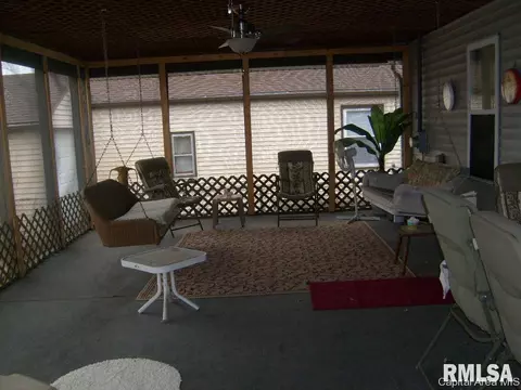 2953 S 4th St, Springfield, IL 62703 photo 6
