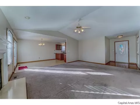 4104 Clearwater Ln, Springfield, IL 62703 photo 4
