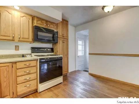 2253 E Keys St, Springfield, IL 62702 photo 5
