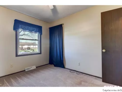 3028 Somerton, Springfield, IL 62702 photo 13
