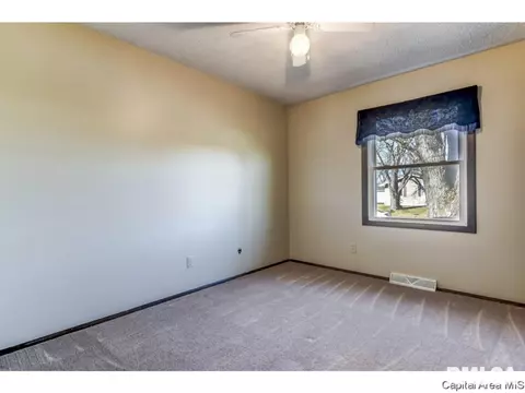 3028 Somerton, Springfield, IL 62702 photo 12