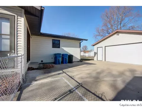 3013 Selkirk, Springfield, IL 62702 photo 5