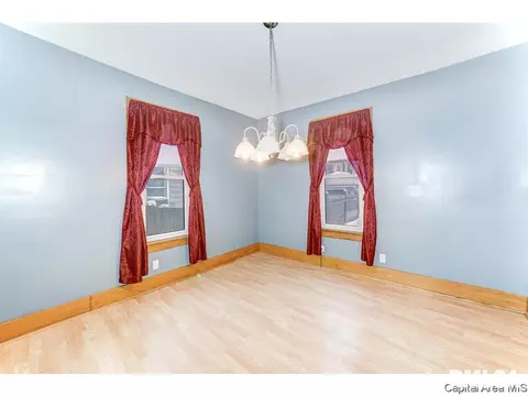 1220 N 2nd St, Springfield, IL 62702 photo 5