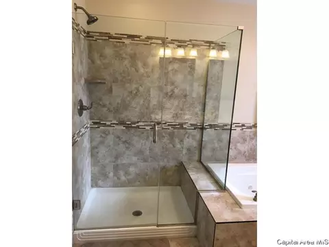 21 Columbine Ln, Springfield, IL 62712 photo 18