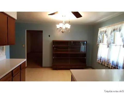 2120 Dunwich, Springfield, IL 62702 photo 10