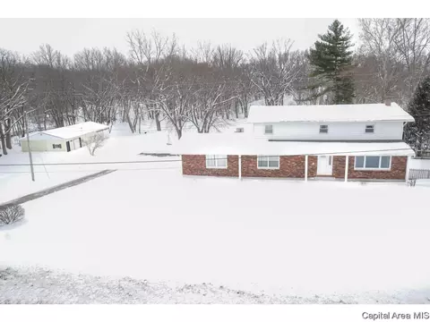 4546 Spaulding Orchard Rd, Springfield, IL 62711 photo 4