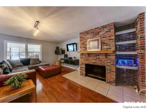 4546 Spaulding Orchard Rd, Springfield, IL 62711 photo 12