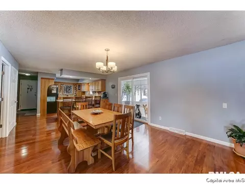4546 Spaulding Orchard Rd, Springfield, IL 62711 photo 10