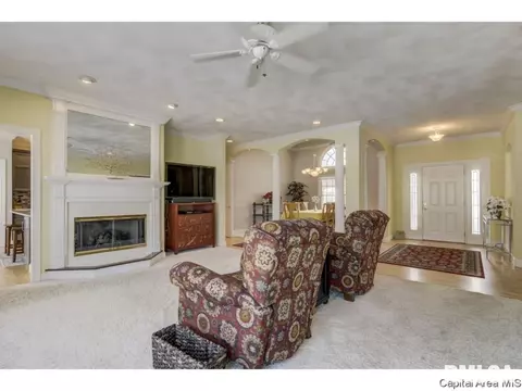 7304 Wentworth, Springfield, IL 62711 photo 5