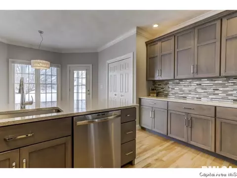 7304 Wentworth, Springfield, IL 62711 photo 15