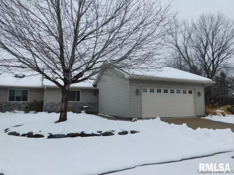 1115 Community Dr, Springfield, IL 62703 photo 1