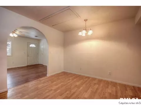 3625 Lancaster, Springfield, IL 62703 photo 7