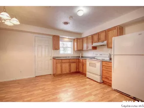 3625 Lancaster, Springfield, IL 62703 photo 10