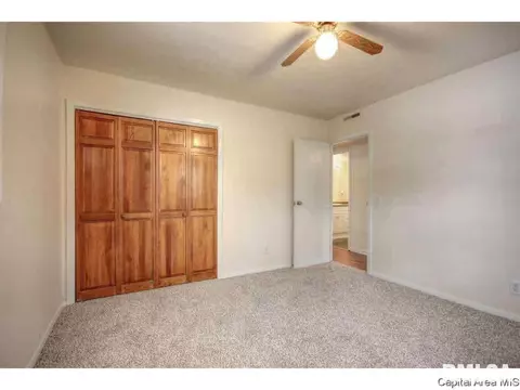 3625 Lancaster, Springfield, IL 62703 photo 15