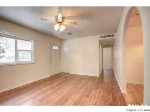 3625 Lancaster, Springfield, IL 62703 photo 4