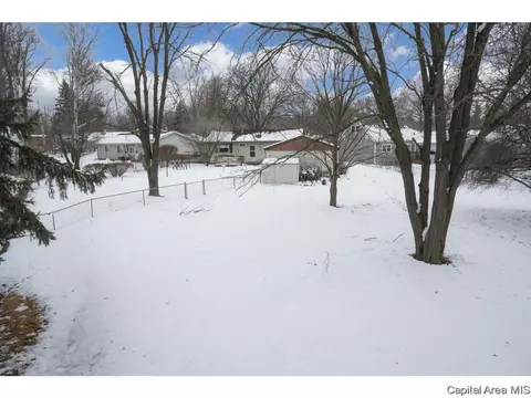 1346 Valley Dr, Springfield, IL 62702 photo 14