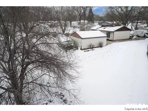 1346 Valley Dr, Springfield, IL 62702 photo 15