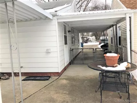 2327 S 1st Street St, Springfield, IL 62704 photo 4