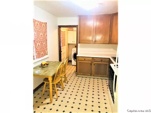 2327 S 1st Street St, Springfield, IL 62704 photo 9