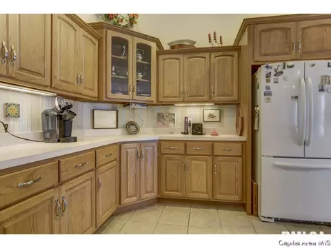 3525 Glengate Dr, Springfield, IL 62711 photo 12