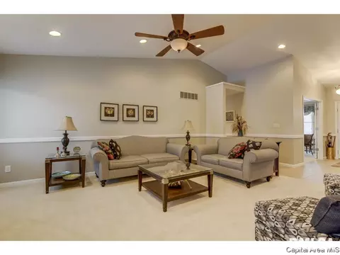 3525 Glengate Dr, Springfield, IL 62711 photo 10