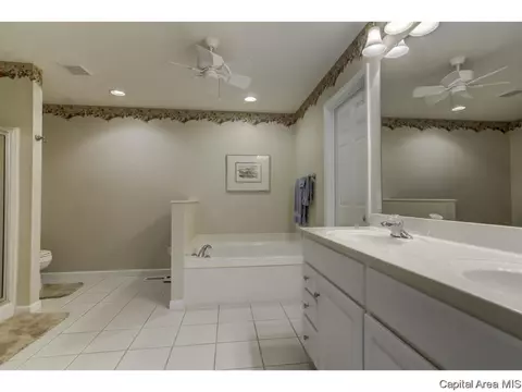3525 Glengate Dr, Springfield, IL 62711 photo 21