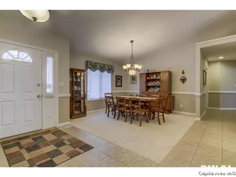 3525 Glengate Dr, Springfield, IL 62711 photo 5