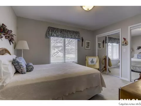 3525 Glengate Dr, Springfield, IL 62711 photo 25