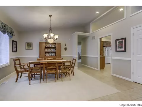 3525 Glengate Dr, Springfield, IL 62711 photo 6
