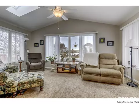 3525 Glengate Dr, Springfield, IL 62711 photo 17