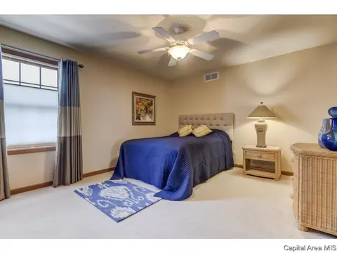 7104 Preston Dr, Springfield, IL 62711 photo 20