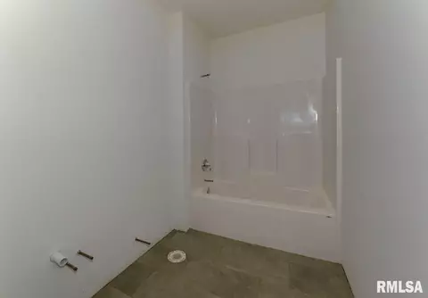 3954 Cornerstone Cir, Springfield, IL 62711 photo 8