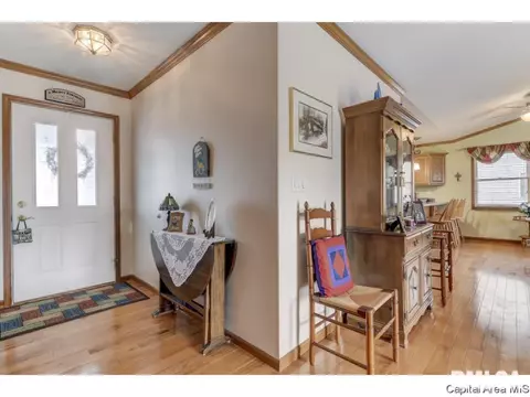 1212 Christopher Ln, Springfield, IL 62712 photo 2