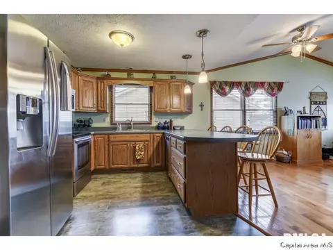 1212 Christopher Ln, Springfield, IL 62712 photo 8